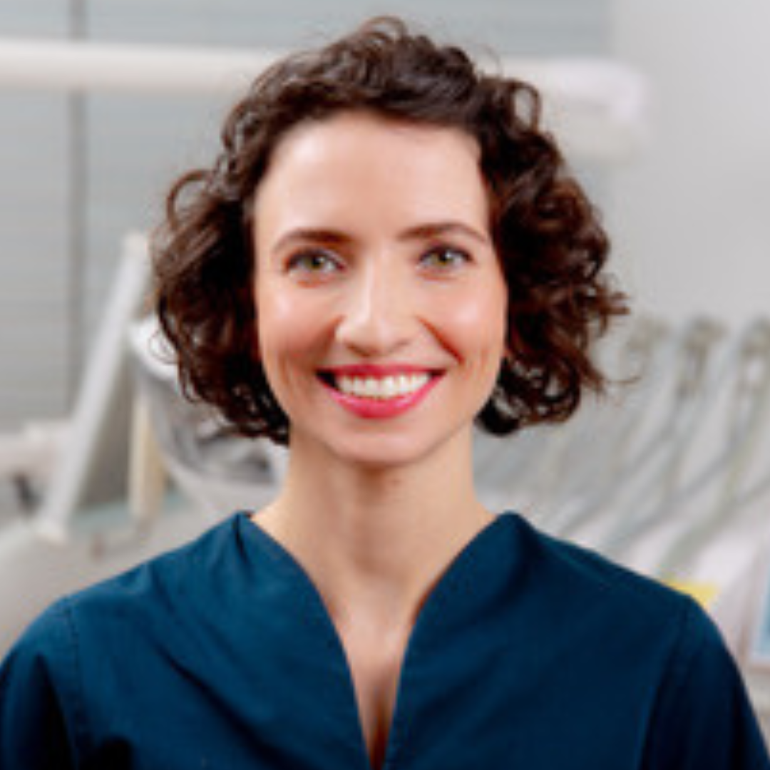 dent. Sara Szlamberger